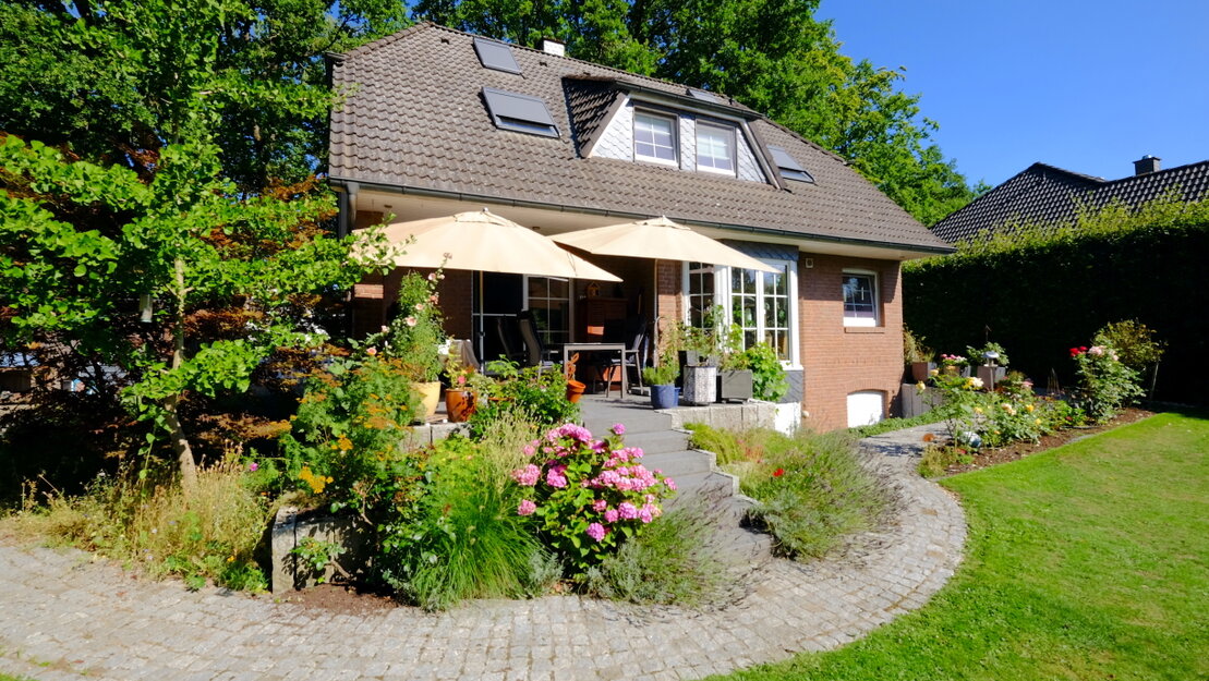 Mehrfamilienhaus in einem Hamburger Wohnquartier